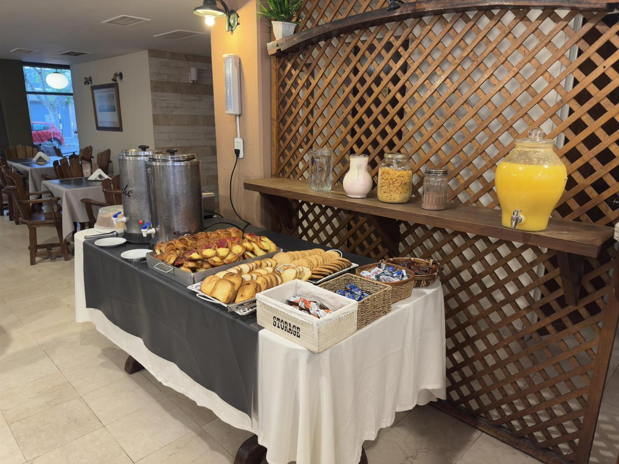 Hotel San Rafael Екстер'єр фото